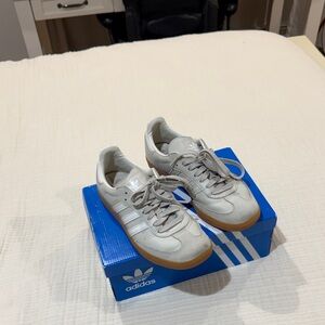 Adidas Samba OG  Light Gray Sneakers with Gum Sole